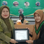 Seminar Keperempuanan : Dr. Nur Syamsiah Yunus Tekeng Bahas Peran Perempuan di Dunia Politik